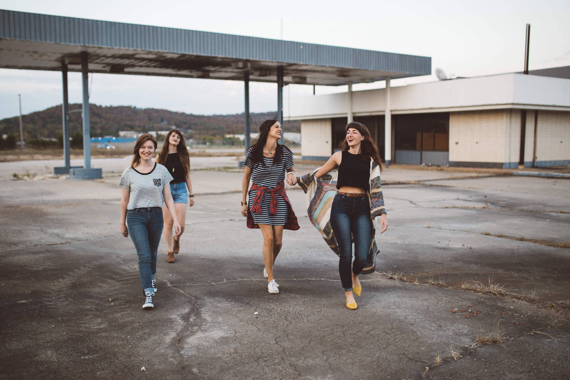 10 Trends From Year 2020 That Predict Fashion Popularity